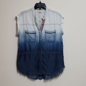 JACHS Girlfriend Sleeveless Blouse